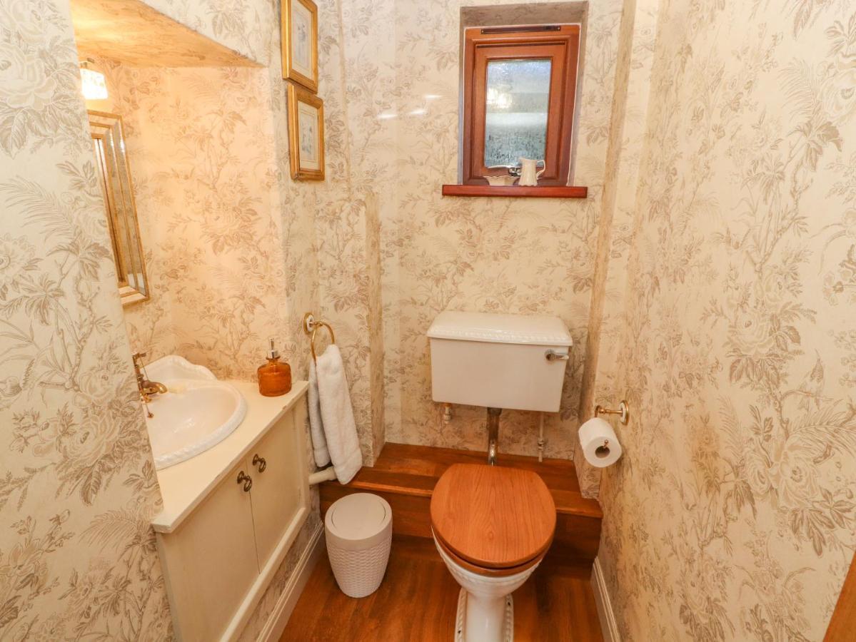 Clerk Beck Cottage Ulverston Esterno foto